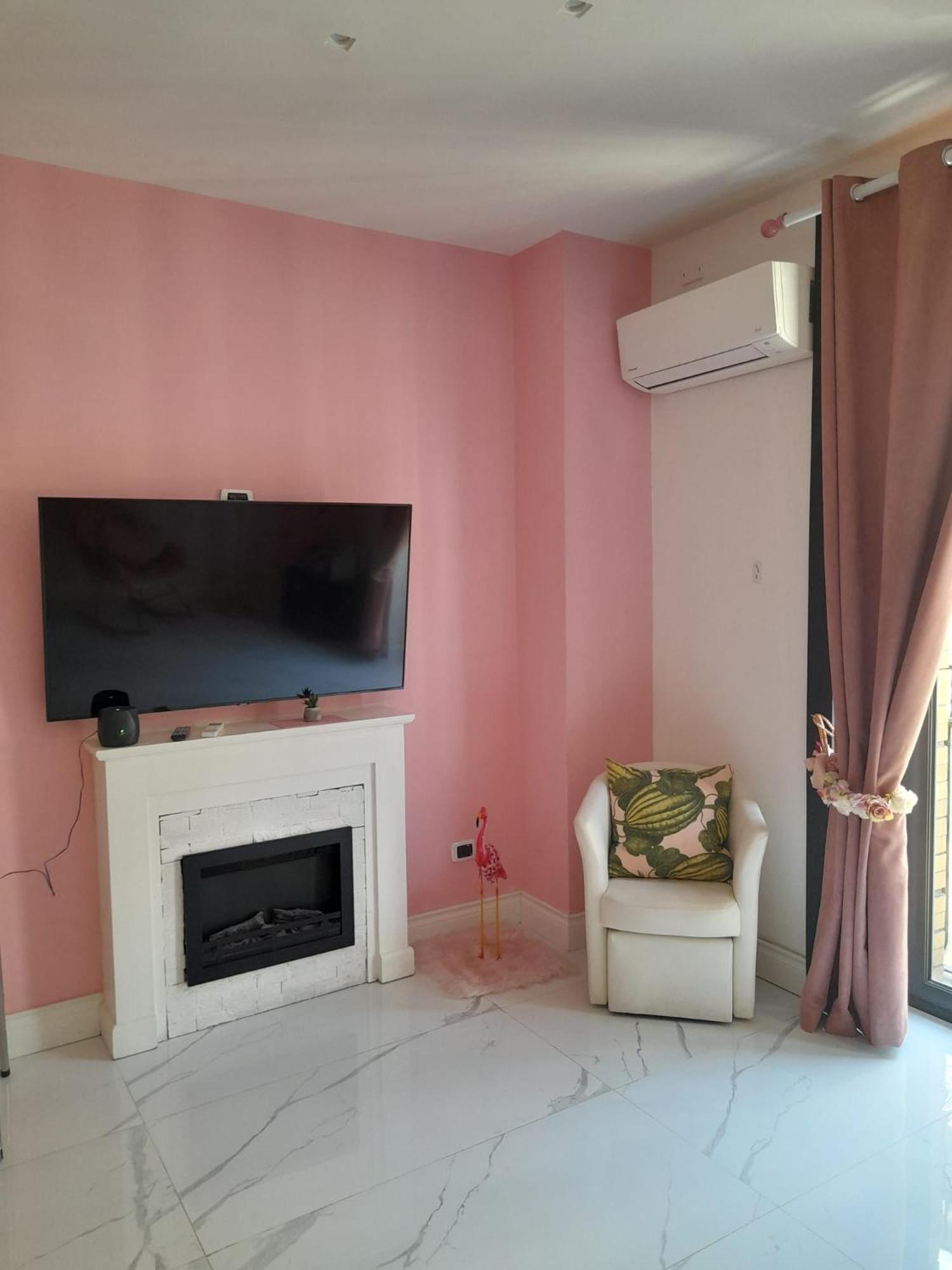 Mayfair Lifestyle Suites By Babylon Stay نابولي المظهر الخارجي الصورة