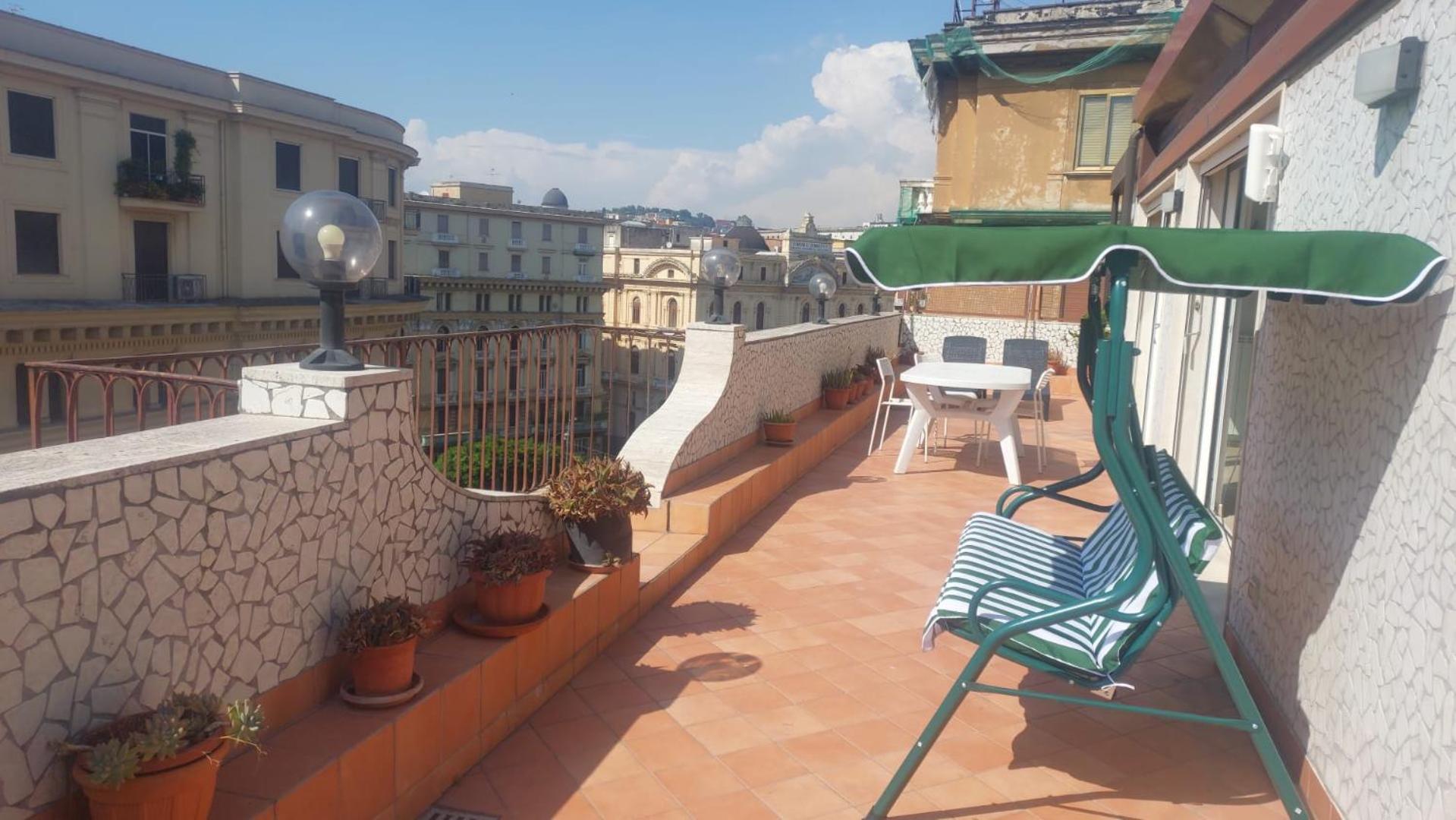 Mayfair Lifestyle Suites By Babylon Stay نابولي المظهر الخارجي الصورة