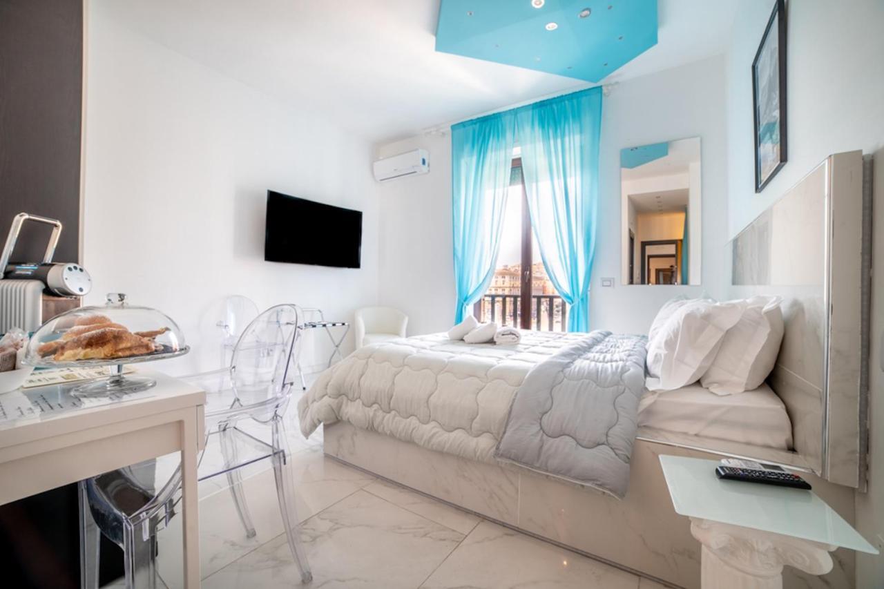 Mayfair Lifestyle Suites By Babylon Stay نابولي المظهر الخارجي الصورة
