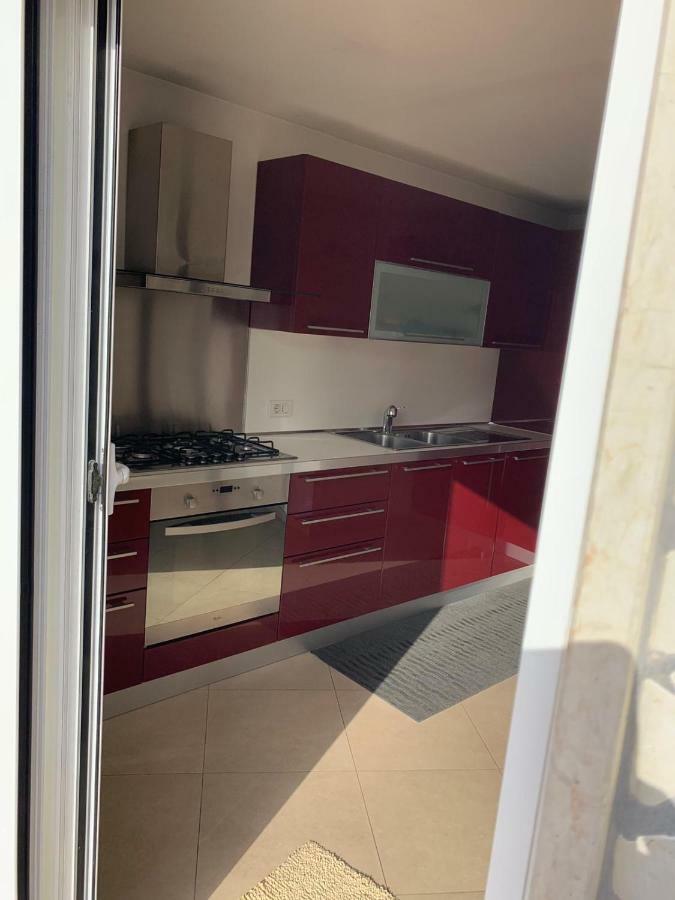 Mayfair Lifestyle Suites By Babylon Stay نابولي المظهر الخارجي الصورة