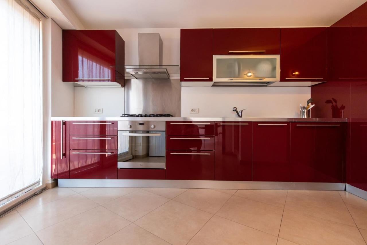 Mayfair Lifestyle Suites By Babylon Stay نابولي المظهر الخارجي الصورة